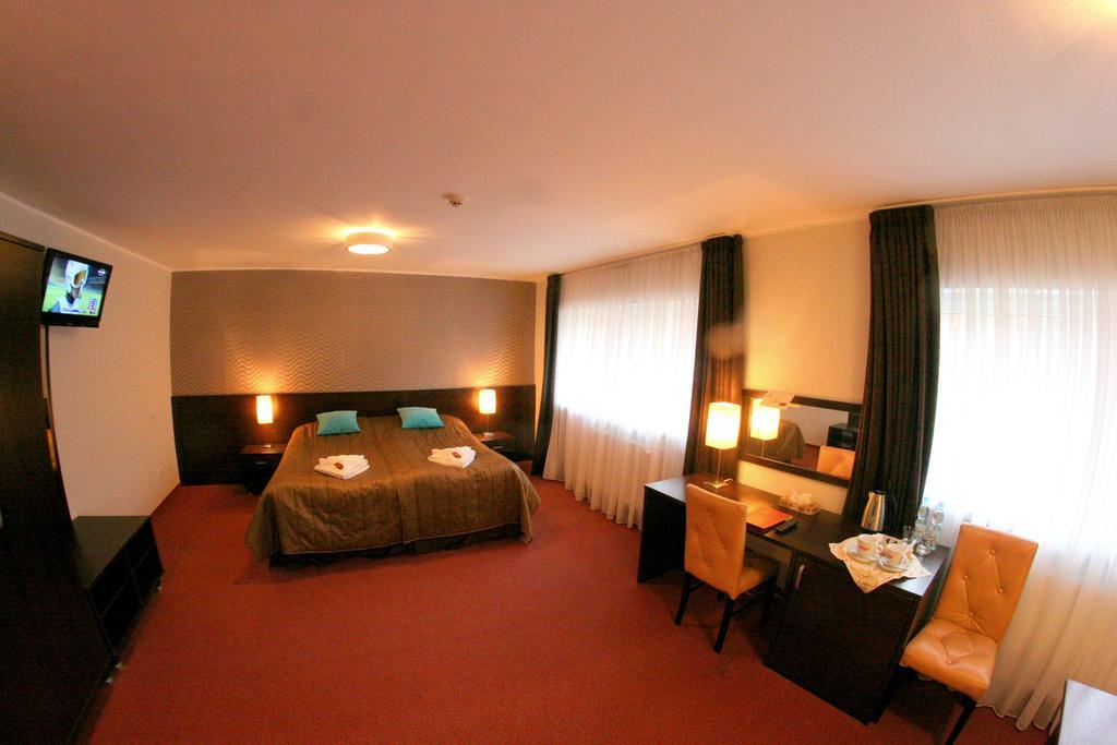 Hotel I Restauracja Zloty Las ห้อง รูปภาพ