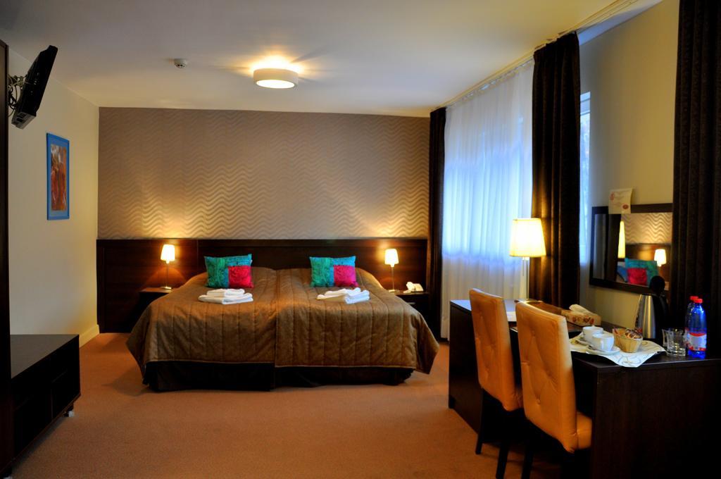 Hotel I Restauracja Zloty Las ห้อง รูปภาพ